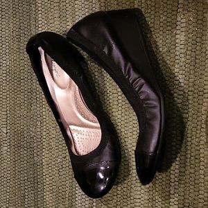 Simple Black Wedge Heels